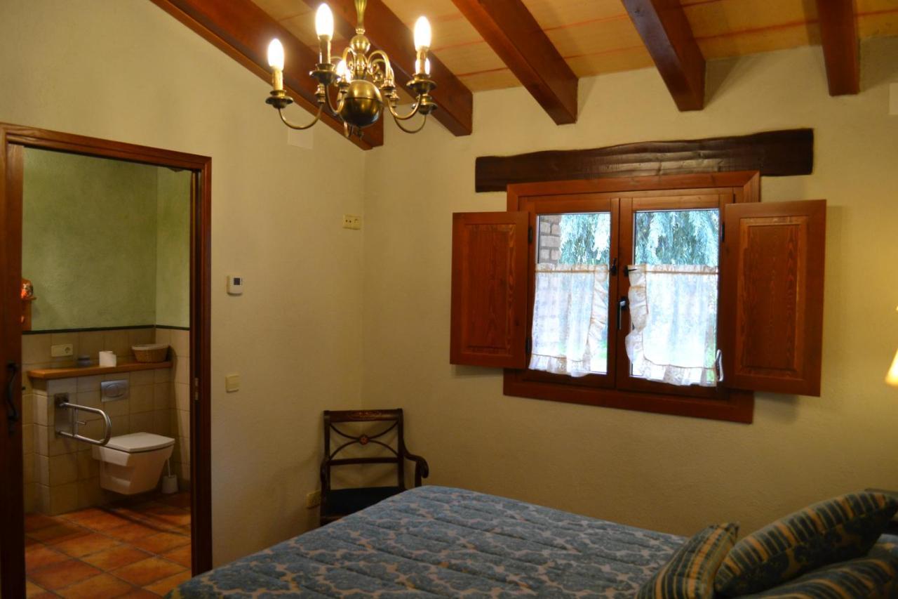 Country House El Permanyer Olost Exteriör bild